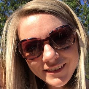 Meet your Posher, Joanna